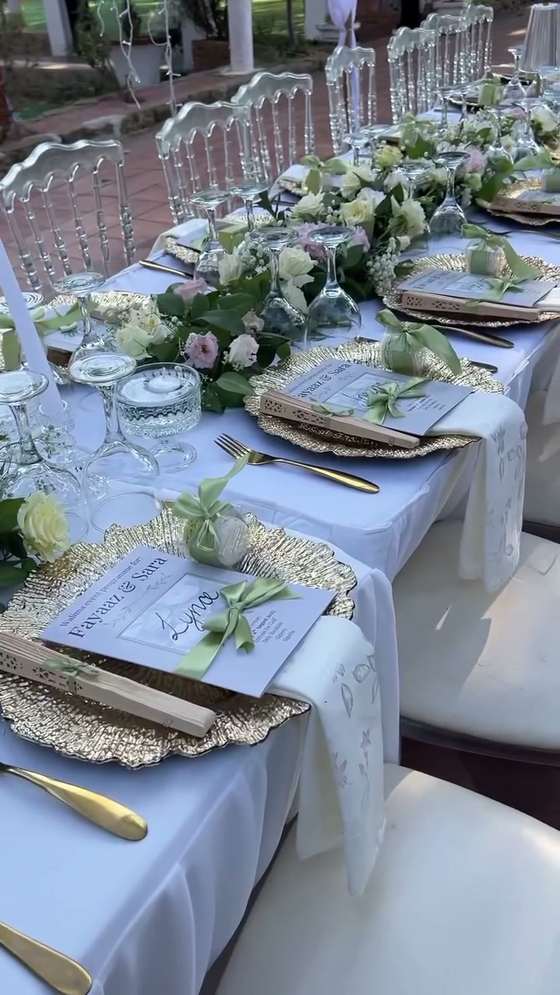 Table d'honneur en extérieur