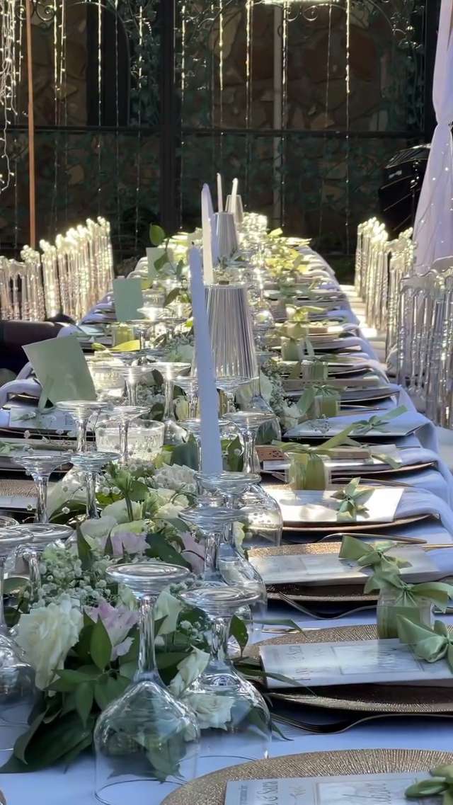 Mariage en extérieur, vert tendre